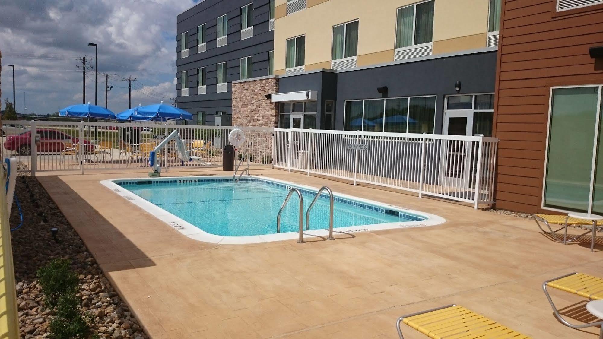 Fairfield Inn & Suites By Marriott Cuero エクステリア 写真